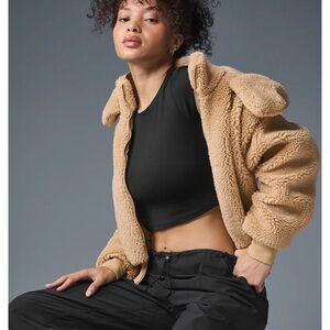 ALO YOGA Foxy Women's Tan Sherpa Jacket